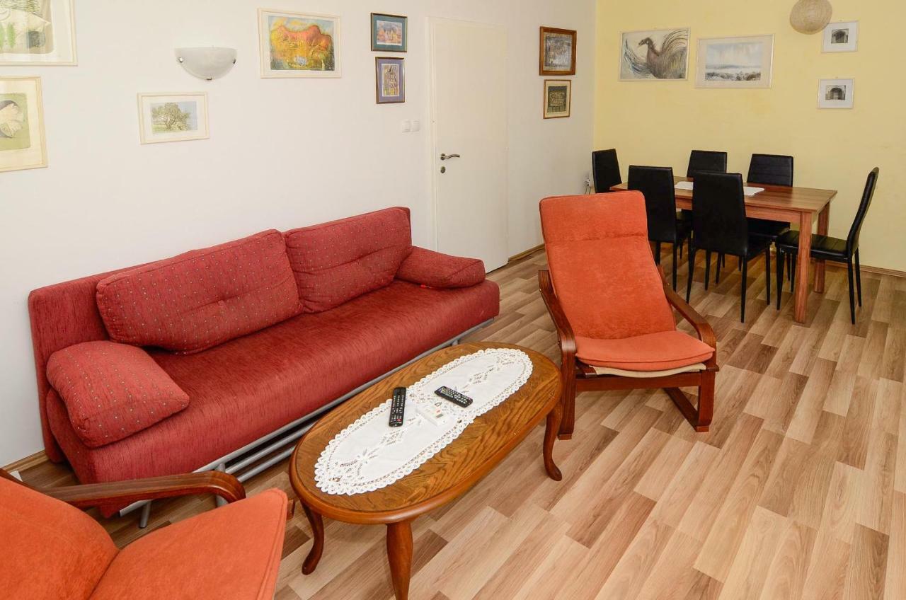 Holiday Home Lovište エクステリア 写真