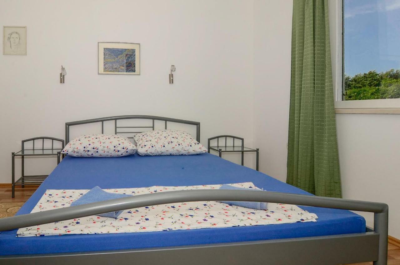Holiday Home Lovište エクステリア 写真