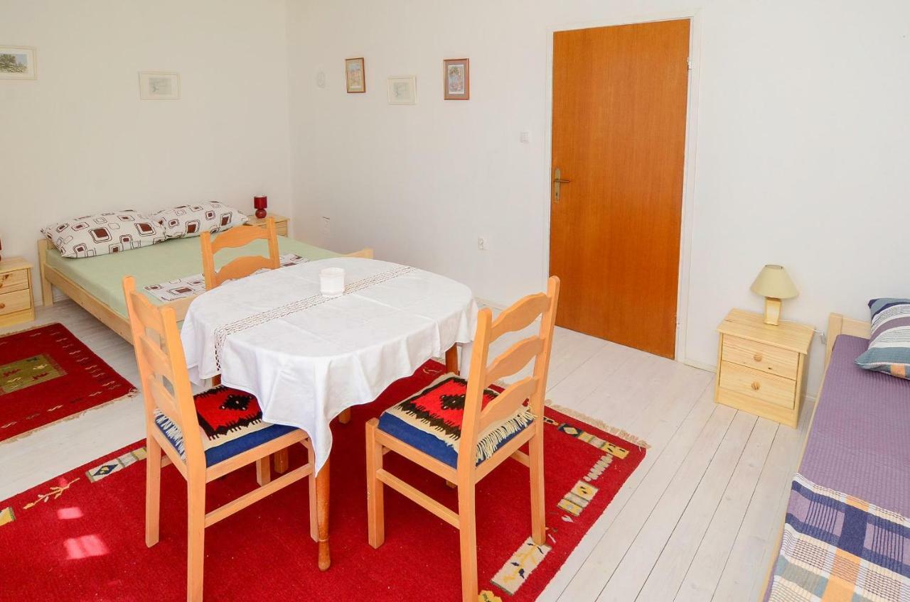 Holiday Home Lovište エクステリア 写真
