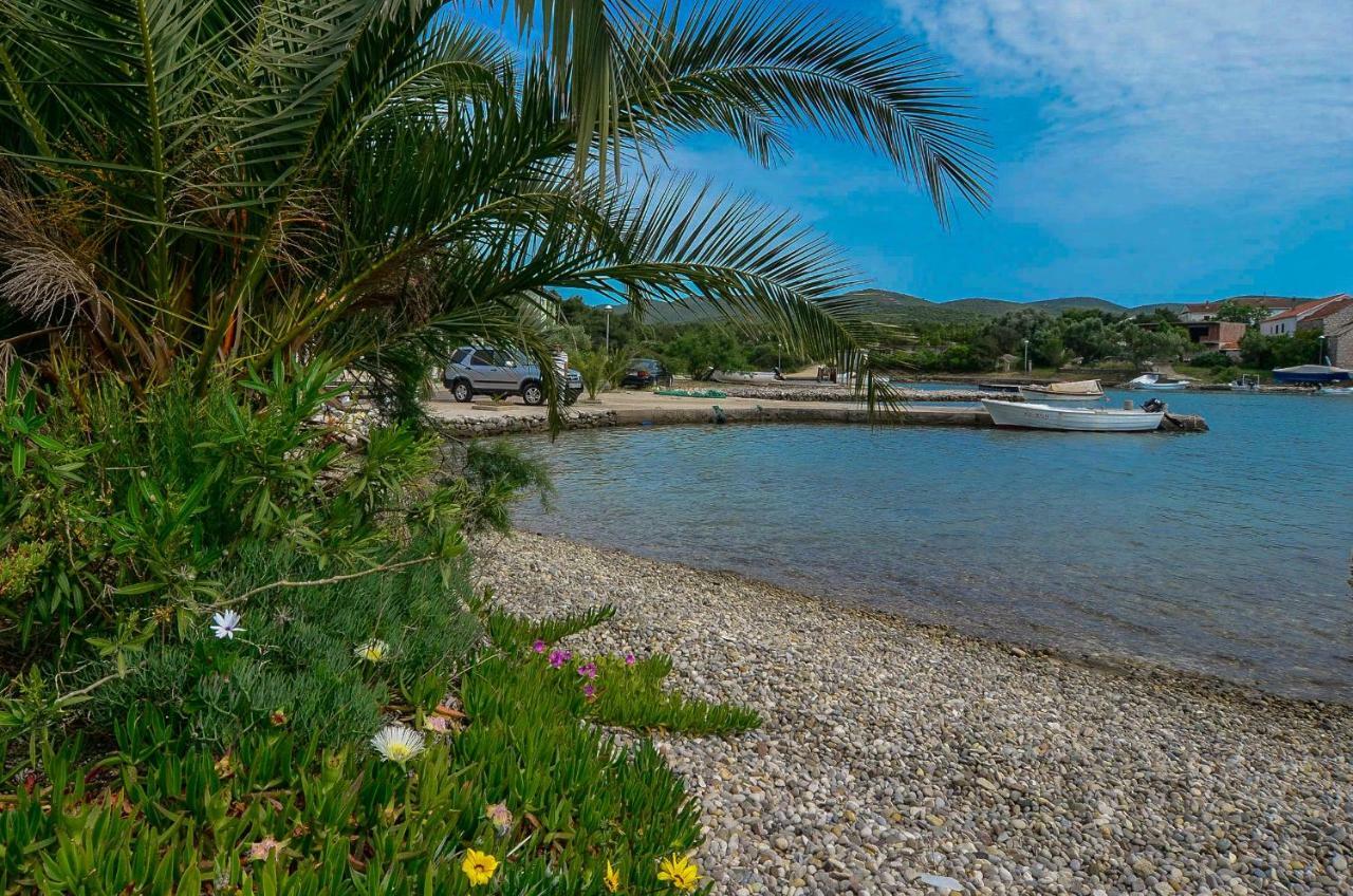 Holiday Home Lovište エクステリア 写真